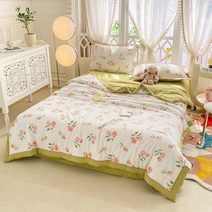 91家纺网 家纺一手货源 找家纺 恋之巢2024新款 泡泡棉印花夏被四件套 花季-绿