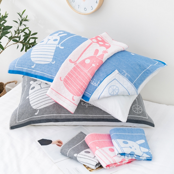 91家纺网 家纺一手货源 找家纺 朴尔家纺-毛巾被 2024新款特惠混纺棉质三层纱布独版AB面枕巾 52*78cm一对 雨伞熊粉