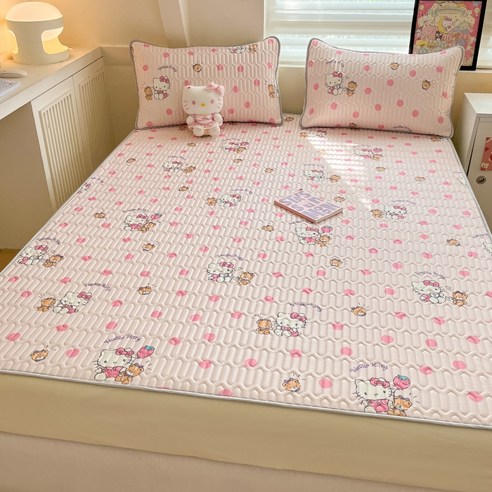 91家纺网 家纺一手货源 找家纺 金爱家 2024新款库洛米床笠款凉感丝乳胶凉席 床笠款-玩偶kt