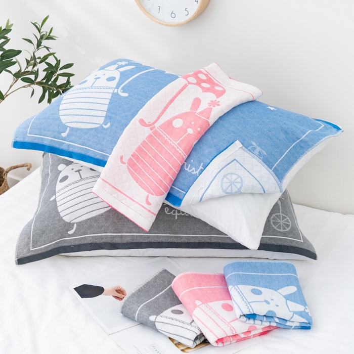 91家纺网 家纺一手货源 找家纺 朴尔家纺-毛巾被 2024新款特惠混纺棉质三层纱布独版AB面枕巾 52*78cm一对 雨伞熊蓝