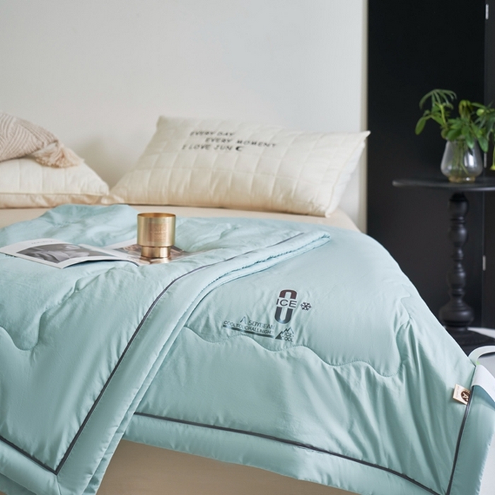 91家纺网 家纺一手货源 找家纺 米菲 2024新款亲肤舒适冰蝉丝科技被 夏被 被子被芯 青春兰