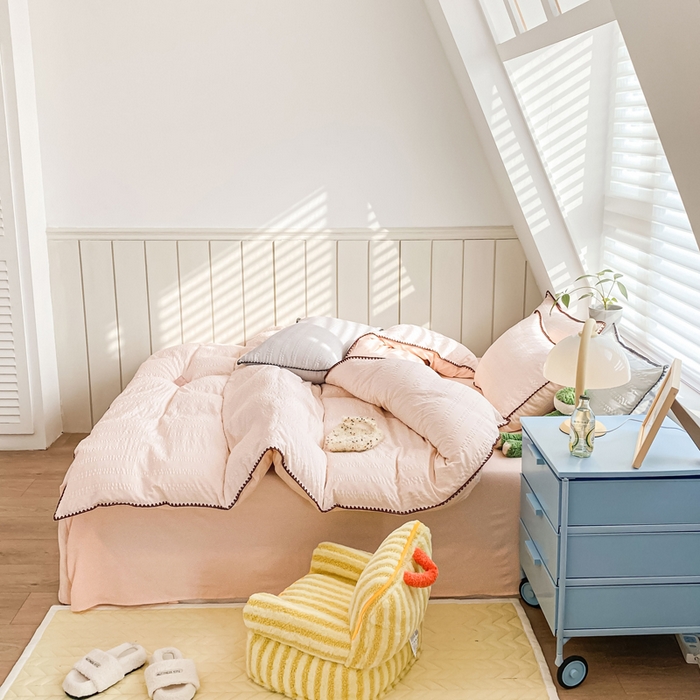 91家纺网 家纺一手货源 找家纺 羋多2024新款贝壳边雨泡泡棉泡泡纱双层纱四件套 奶豆沙