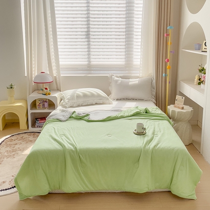 91家纺网 家纺一手货源 找家纺 佳轩家纺 2025新款凉感云母冰淇淋夏被 果绿-浅灰