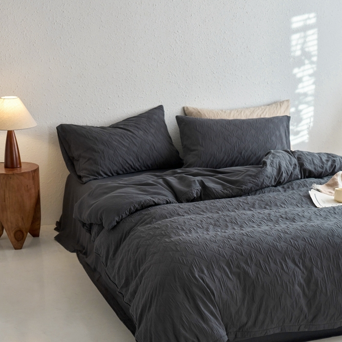 91家纺网 家纺一手货源 找家纺 梦享生活家居 2024新款A类双层纱提花肌理纹侘寂风四件套-布洛克 布洛克灰