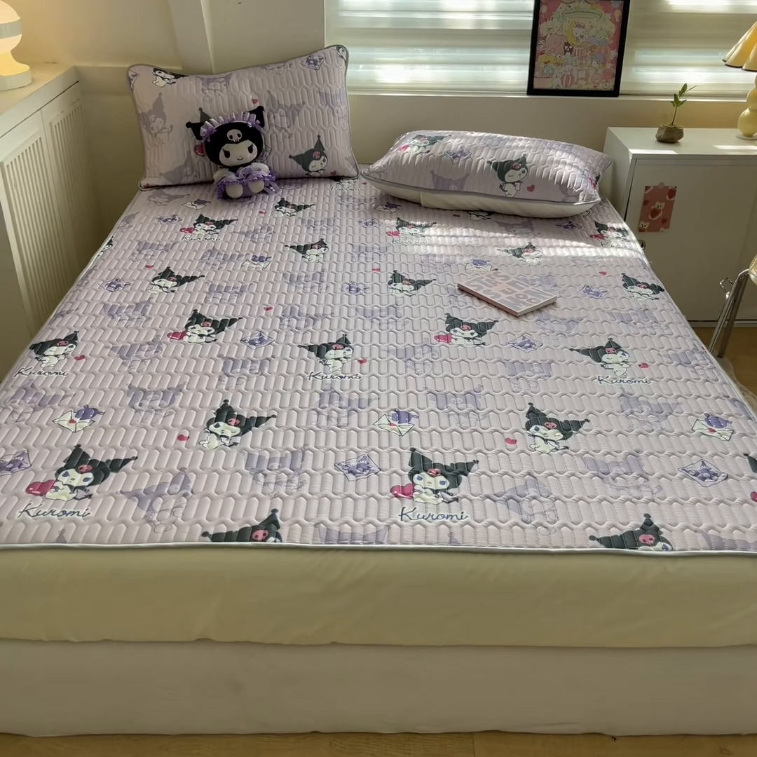 91家纺网 家纺一手货源 找家纺 金爱家 2024新款库洛米床笠款凉感丝乳胶凉席 床笠款-魔法库洛米