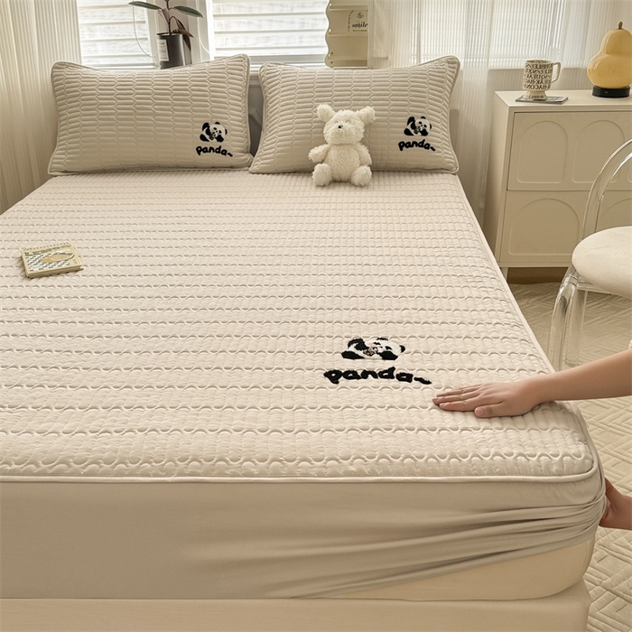 91家纺网 家纺一手货源 找家纺 857家居 2024新款A类原棉大豆夹棉床笠-奶茶熊 奶茶熊-卡布基诺