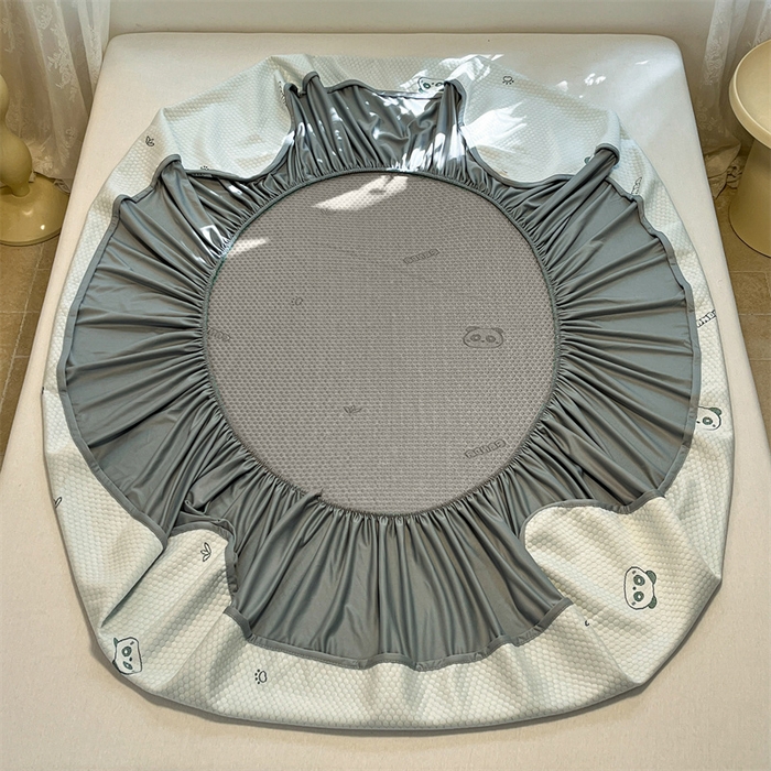 91家纺网 家纺一手货源 找家纺 启程家纺 2024春夏A类凉豆豆凉席床笠款凉席套件 小熊头