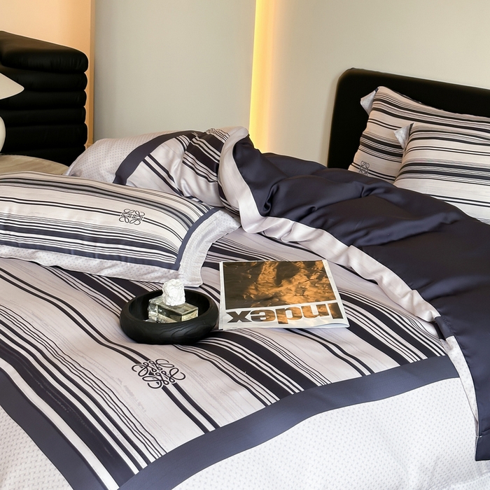 91家纺网 家纺一手货源 找家纺 优悦生活馆 2024新款天丝宽边拼角四件套-商务系列 伯爵荣耀-蓝