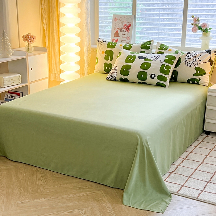 91家纺网 家纺一手货源 找家纺 妖妖家纺 2024新款超柔软糯水洗云朵棉印花夏被四件套 字母熊