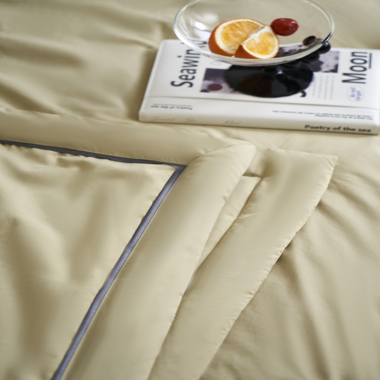 91家纺网 家纺一手货源 找家纺 米菲 2024新款亲肤舒适冰蝉丝科技被 夏被 被子被芯 果绿