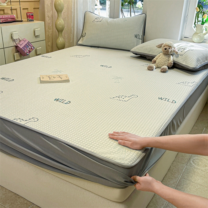 91家纺网 家纺一手货源 找家纺 启程家纺 2024春夏A类凉豆豆凉席床笠款凉席套件 小恐龙