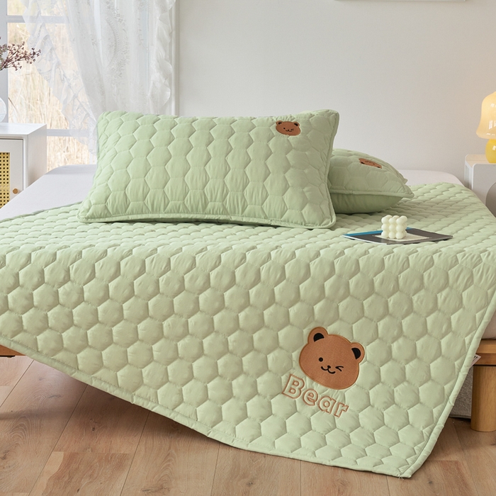 91家纺网 家纺一手货源 找家纺 （总）恋绒家纺 2025新款A类刺绣款床褥学生软床垫子床护垫软垫（图2）