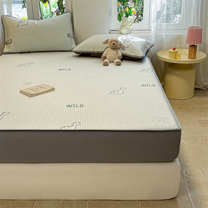 91家纺网 家纺一手货源 找家纺 启程家纺 2024春夏A类凉豆豆凉席床笠款凉席套件 小恐龙