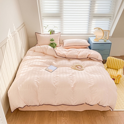 91家纺网 家纺一手货源 找家纺 羋多2024新款贝壳边雨泡泡棉泡泡纱双层纱四件套 奶豆沙