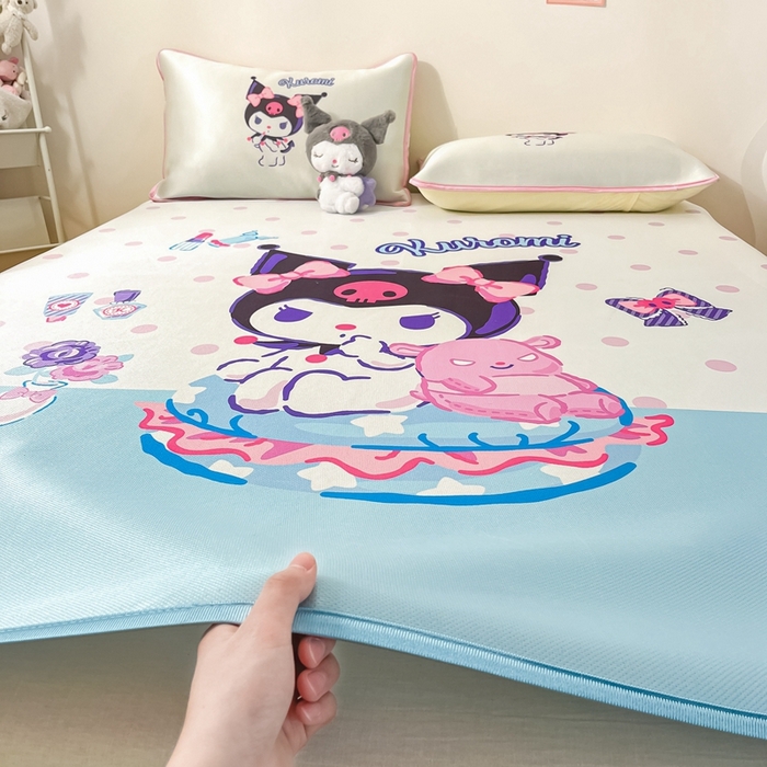 91家纺网 家纺一手货源 找家纺 博雅 2024新款三丽鸥凉感丝凉席夏被套件 大版-伙伴库洛米