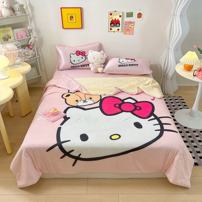 91家纺网 家纺一手货源 找家纺 博雅 2024新款三丽鸥凉感丝凉席夏被套件 大版-爱心小熊KT