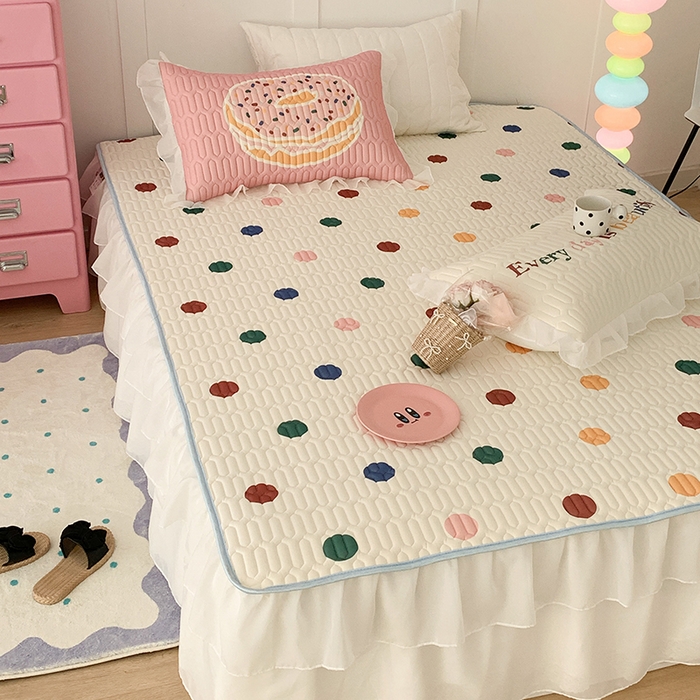 91家纺网 家纺一手货源 找家纺 昔可家纺 2024新款床裙款乳胶席 彩色波点