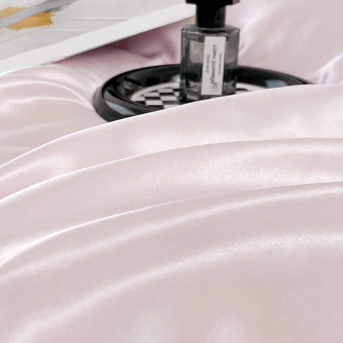 91家纺网 家纺一手货源 找家纺 梦舒羽 2025新款可水洗冰丝被套床单枕套夏季四件套 淡雅玉