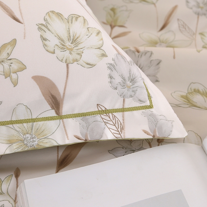 91家纺网 家纺一手货源 找家纺 梦莱斯 2024新款拼角宽边水洗天丝夏被四件套 清晨浅绿