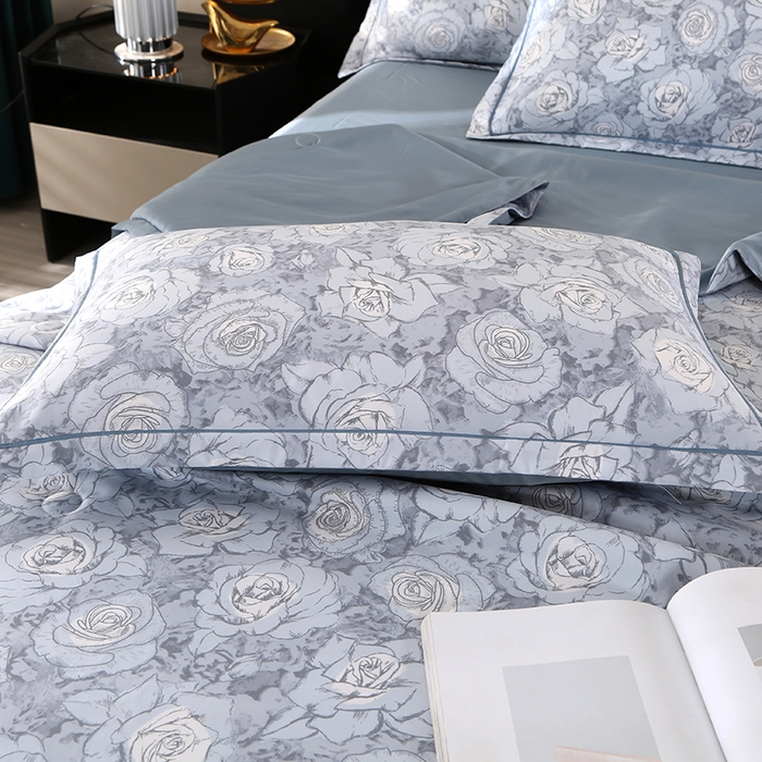 91家纺网 家纺一手货源 找家纺 梦莱斯 2024新款拼角宽边水洗天丝夏被四件套 玫瑰灰