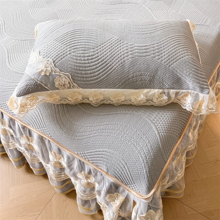 91家纺网 家纺一手货源 找家纺 虹星家纺 2024新款A类冰感凉豆豆可拆卸床裙席三件套 静谧灰