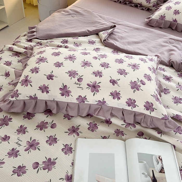 91家纺网 家纺一手货源 找家纺 梦莱斯 2024新款时尚舒适泡泡棉夏被四件套 小苍兰