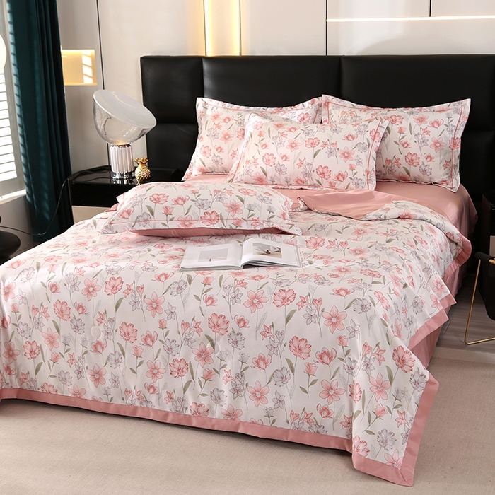 91家纺网 家纺一手货源 找家纺 梦莱斯 2024新款拼角宽边水洗天丝夏被四件套 清晨粉红