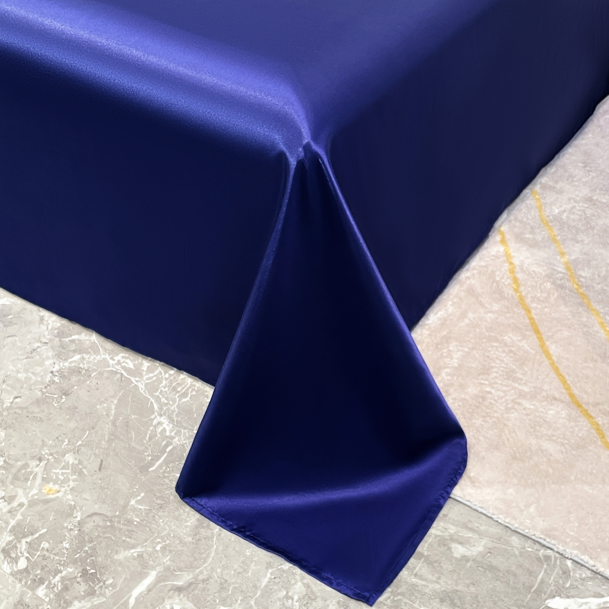 91家纺网 家纺一手货源 找家纺 梦舒羽 2025新款可水洗冰丝床垫保护罩防尘床单三件套 深海蓝