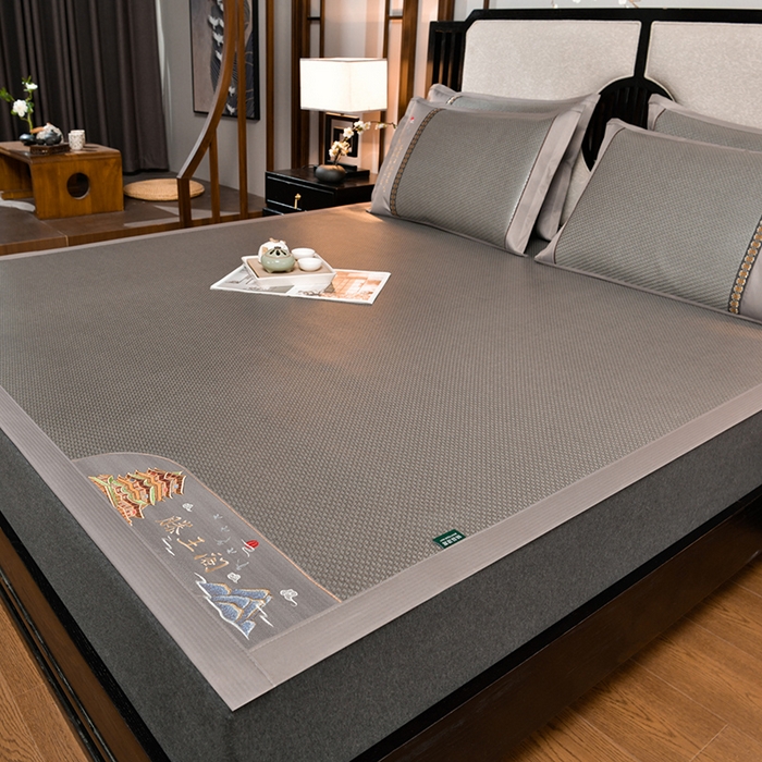 91家纺网 家纺一手货源 找家纺 简一 2024新款滕王阁重工刺绣加厚编织冰滕双面凉席 滕王阁银灰床单