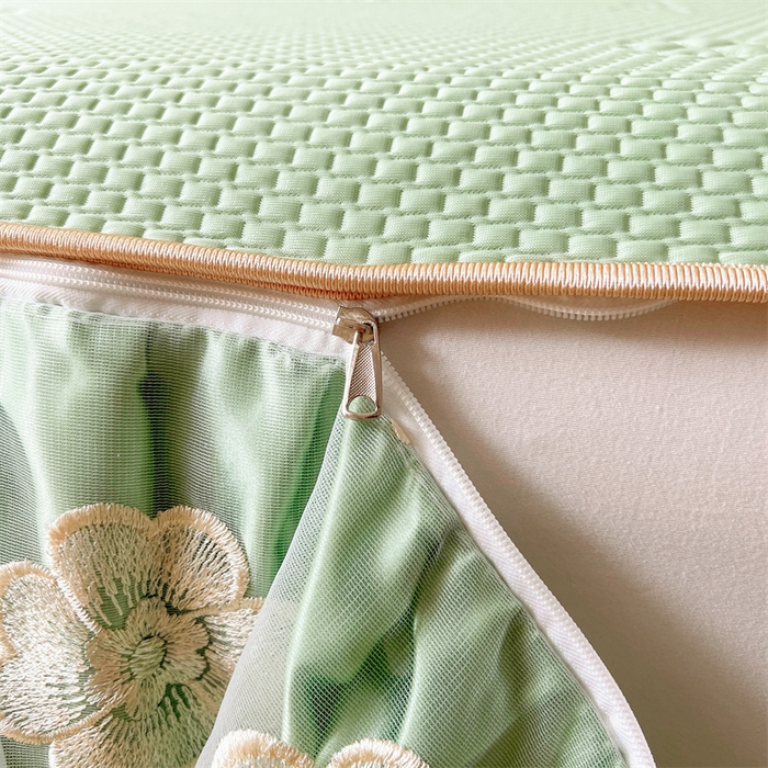 91家纺网 家纺一手货源 找家纺 虹星家纺 2024新款A类冰感凉豆豆可拆卸床裙席三件套 青果绿