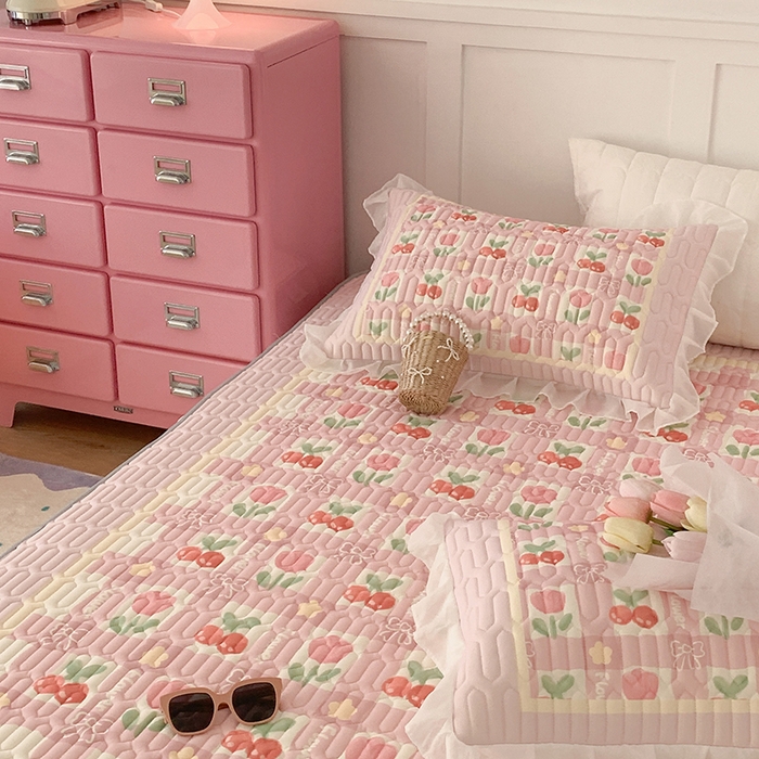 91家纺网 家纺一手货源 找家纺 昔可家纺 2024新款床裙款乳胶席 樱桃郁金香