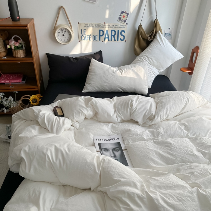 91家纺网 家纺一手货源 找家纺 易辰美 2024新款混搭超柔水洗棉四件套 奶白+酷黑