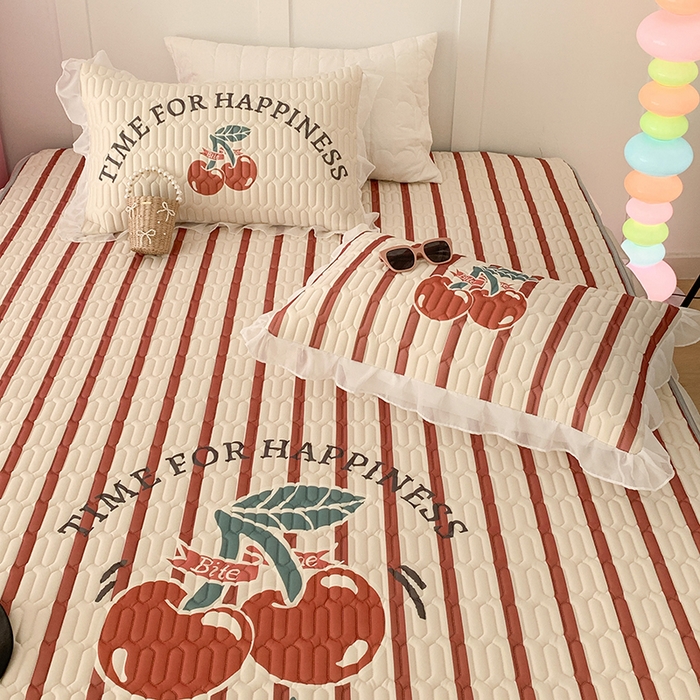 91家纺网 家纺一手货源 找家纺 昔可家纺 2024新款床裙款乳胶席 竖条樱桃