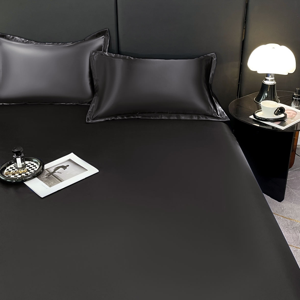 91家纺网 家纺一手货源 找家纺 梦舒羽 2025新款可水洗冰丝床垫保护罩防尘床单三件套 尊贵黑