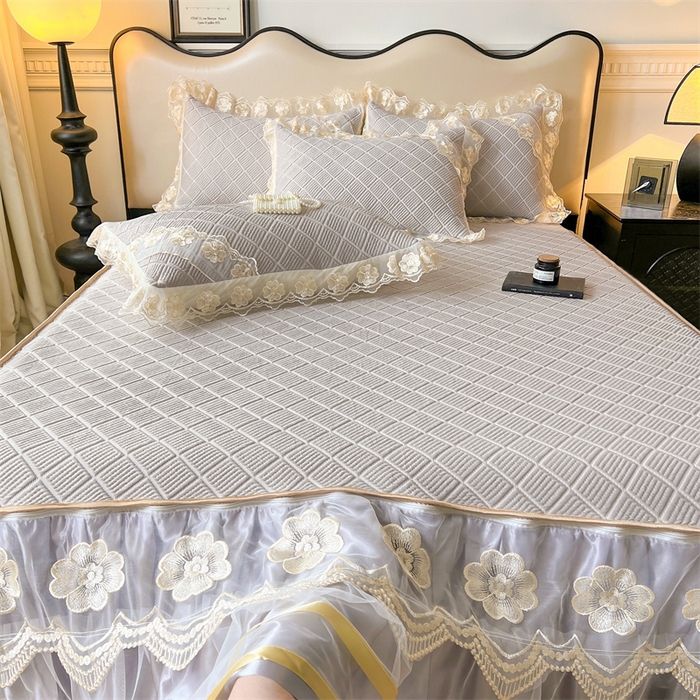 91家纺网 家纺一手货源 找家纺 虹星家纺 2024新款A类冰感凉豆豆可拆卸床裙席三件套 珍珠灰