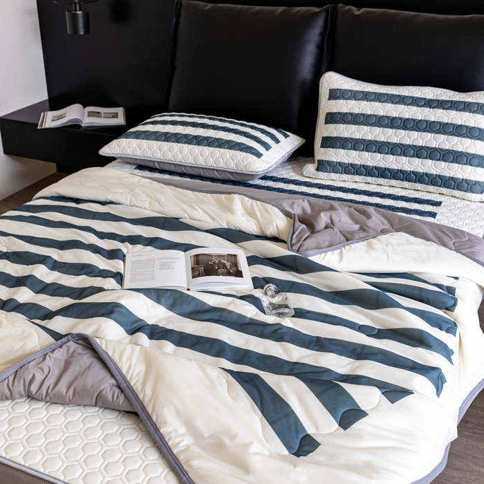 91家纺网 家纺一手货源 找家纺 摩卡 2024新品冰激凌大豆夏被 周末