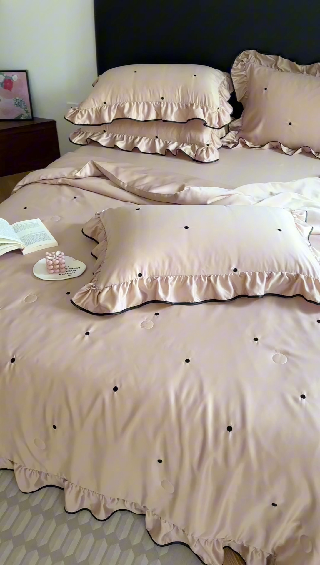 91家纺网 家纺一手货源 找家纺 （总）优悦生活馆 2024新款冰丝甜美风荷叶边款夏被四件套初夏系列 