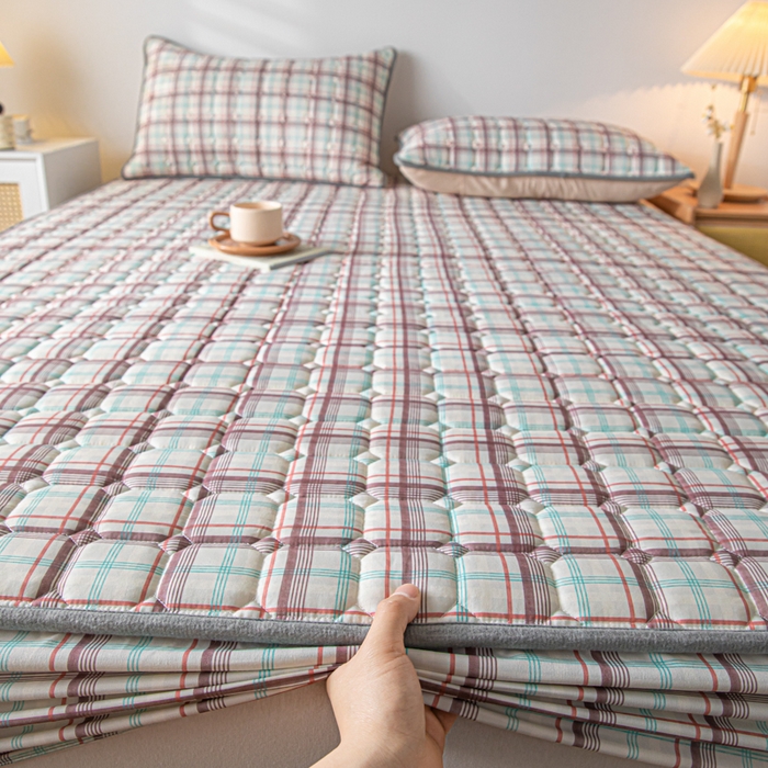 91家纺网 家纺一手货源 找家纺 鑫钰 2024新款无印风水洗棉水洗亲肤大豆夹棉床笠-简格 简格-格调咖