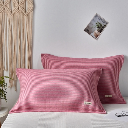 91家纺网 家纺一手货源 找家纺 朴尔家纺-毛巾被 2024新款日式简约条纹全棉三层纱布枕巾一对52*78cm 简约条纹枕巾红