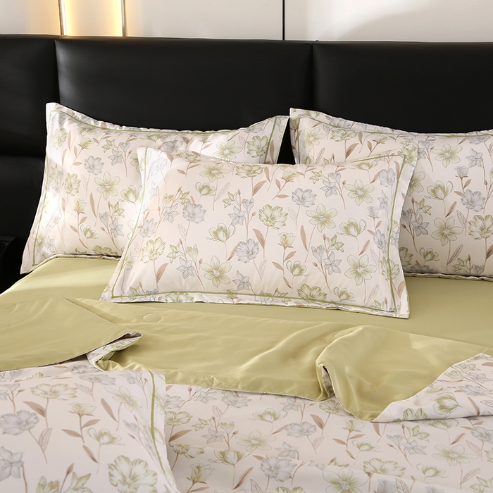 91家纺网 家纺一手货源 找家纺 梦莱斯 2024新款拼角宽边水洗天丝夏被四件套 清晨浅绿