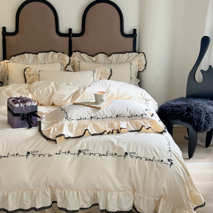 91家纺网 家纺一手货源 找家纺 （总）亲亲公主 2025新款全棉法式绣花四件套-玫瑰爱情