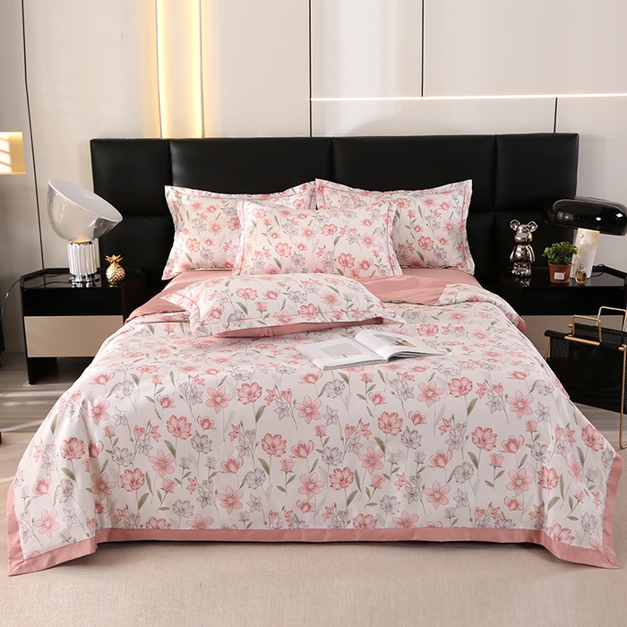 91家纺网 家纺一手货源 找家纺 梦莱斯 2024新款拼角宽边水洗天丝夏被四件套 清晨粉红