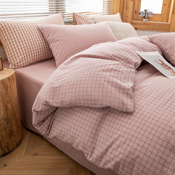 91家纺网 家纺一手货源 找家纺 柠萌家居 2024新款A类全棉色织水洗棉无印风四件套 小粉格