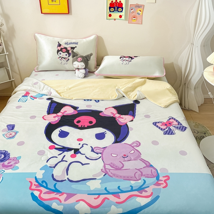 91家纺网 家纺一手货源 找家纺 博雅 2024新款三丽鸥凉感丝凉席夏被套件 大版-伙伴库洛米