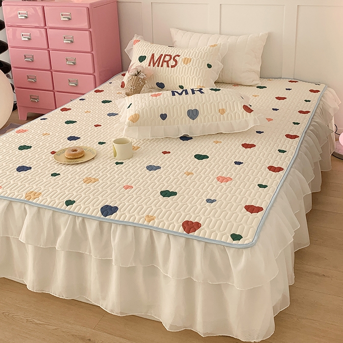 91家纺网 家纺一手货源 找家纺 昔可家纺 2024新款床裙款乳胶席 彩色爱心