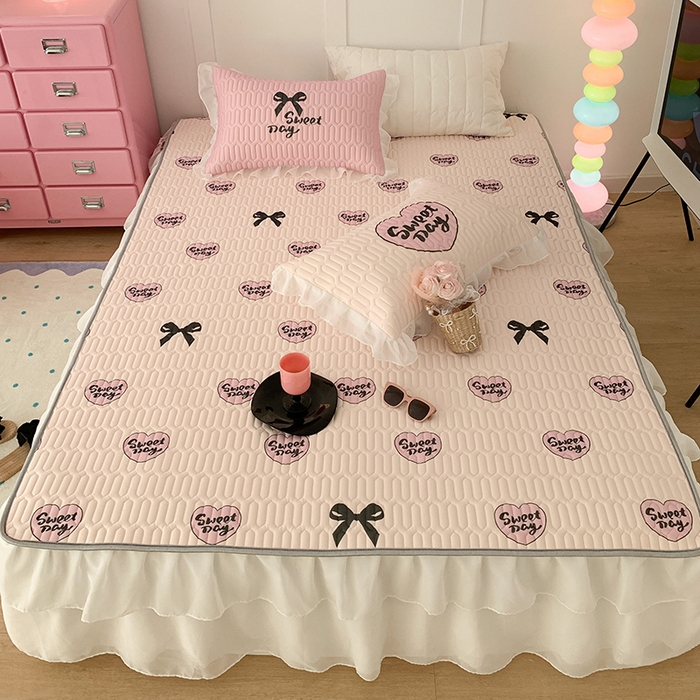 91家纺网 家纺一手货源 找家纺 昔可家纺 2024新款床裙款乳胶席 黑粉芭蕾少女心