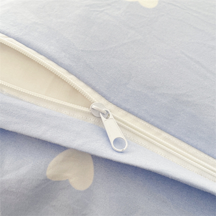 91家纺网 家纺一手货源 找家纺 盛秋家纺 2026新款水洗棉印花四件套-卡通系列 彩虹+蓝爱心