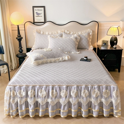 91家纺网 家纺一手货源 找家纺 （总）虹星家纺 2024新款A类冰感凉豆豆可拆卸床裙席三件套