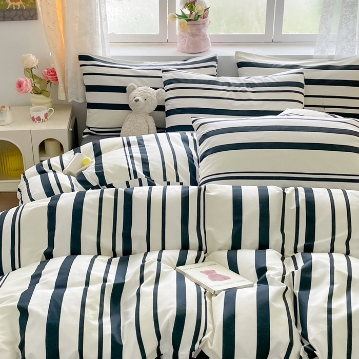 91家纺网 家纺一手货源 找家纺 芊寻家居 2024新款全棉13372花卉系列四件套 随意