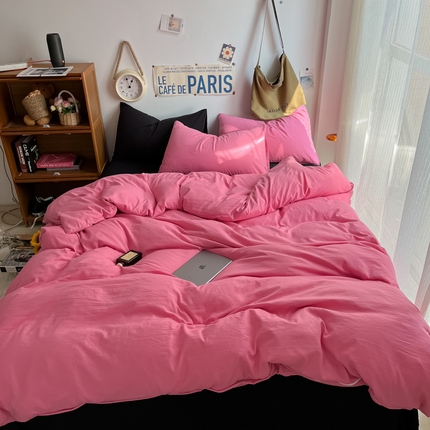 91家纺网 家纺一手货源 找家纺 易辰美 2024新款混搭超柔水洗棉四件套 玫粉+酷黑